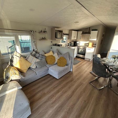 12 Borwick Lakes- Newly Refurbished Carnforth Bagian luar foto
