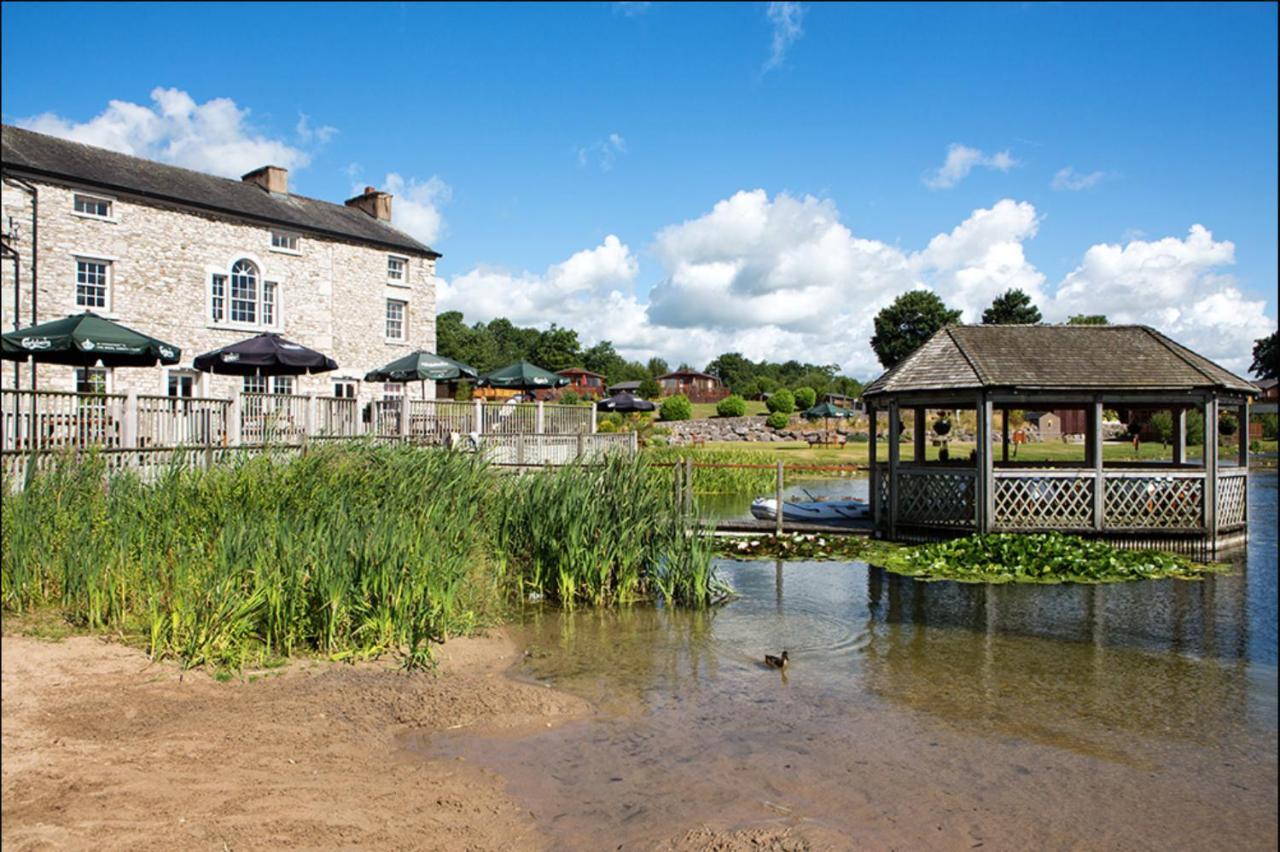 12 Borwick Lakes- Newly Refurbished Carnforth Bagian luar foto